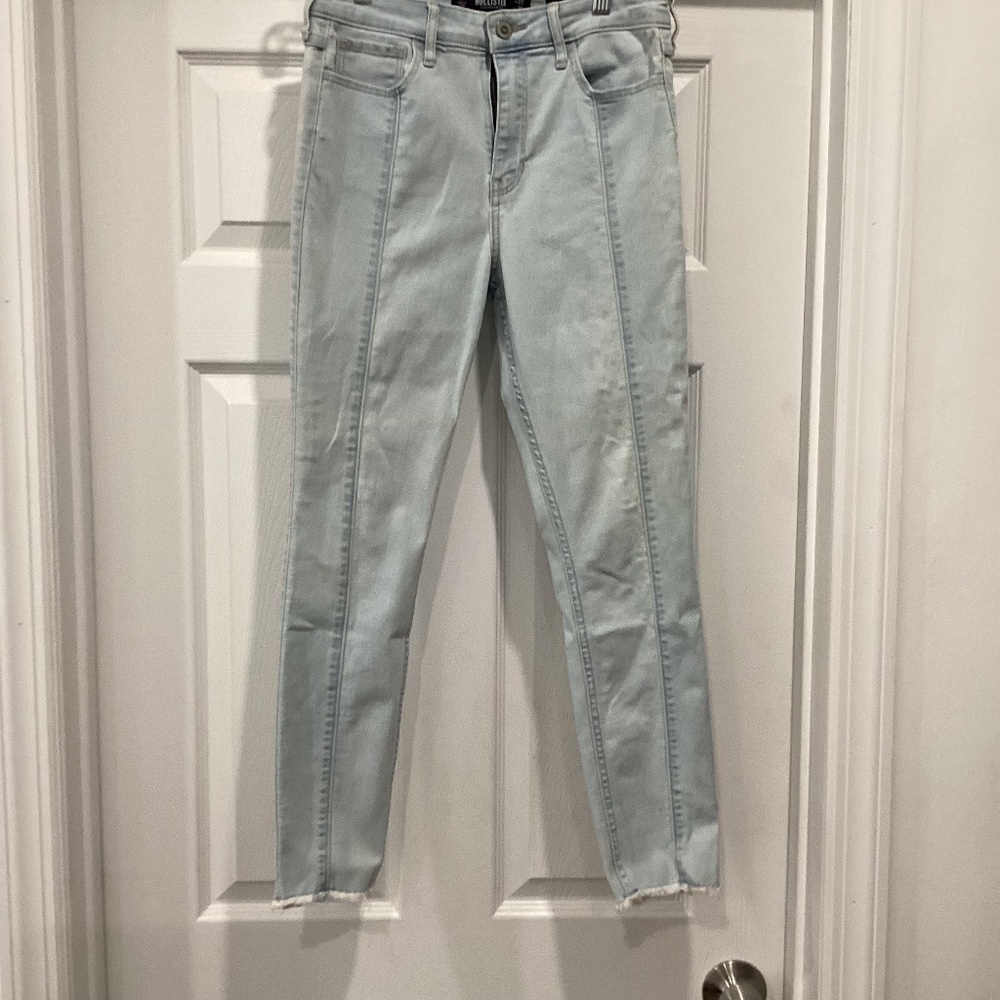 Hollister High-Rise Crop Super Skinny Jeans